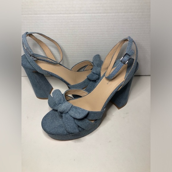 ANTONIO MELANI Denim Blue Platform Sandals NWOT size 9.5 - Picture 2 of 13